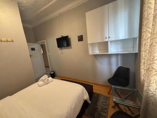 The Tranquil Golden Retreat - 1