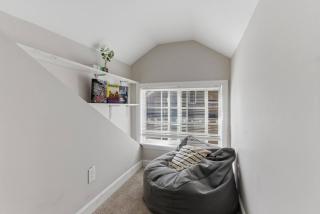 The Hideout Loft - Tranquil Stay - 5