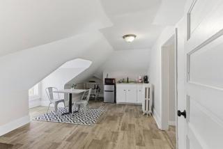 The Hideout Loft - Tranquil Stay - 4