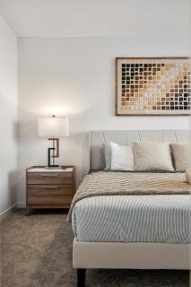 Single Detached Full House with Ping Pong King Bed and Garage - 1