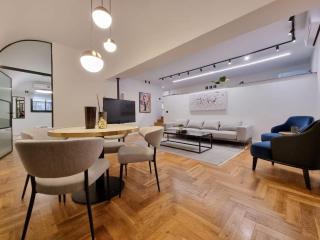 The Cave - Premium Apt - 2BR Washer Netflix TLV - 2