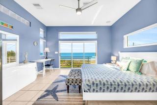 Oceanfront Escape - Private Beach Access - Game Room - Bikes - Surfboard - 5