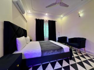 Grand Residency Guest House - 8