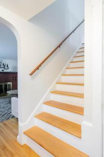 Spacious 4 bedroom home with large yard - 7