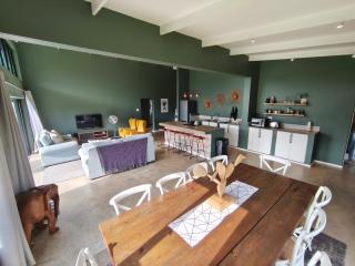 Beautiful Breakaway - 6