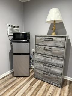 By The Way Motel Lake Bluff - 5