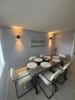 Charming 3BR Family Retreat Near Tarpon Springs - 2