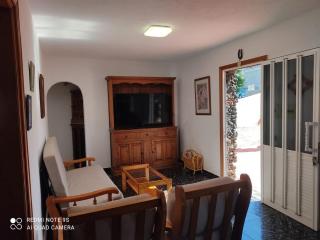 Aguarijo 3-bedroom house in Mocanal - 9