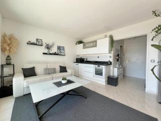 Studio classé 3 étoiles vue mer - terrasse et plage - 6