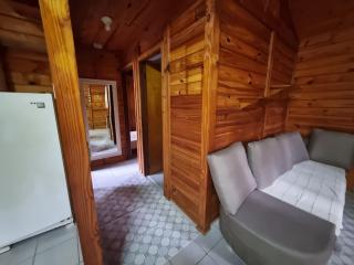 Sítio com Casa de Madeira com 2 quartos 100m2 px Centro de Salesópolis - 1