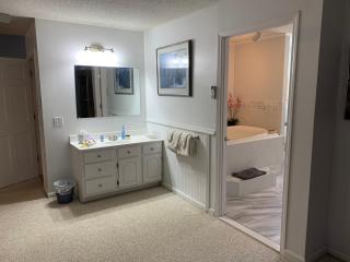 Mountain Harbour B&B - 2