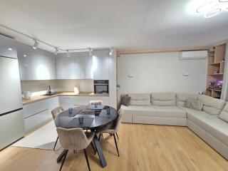 Next Level Double Delux Apartments - 9