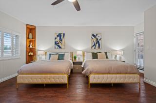 Entire Private Home with 4 Bedrooms 2 Bathrooms, 6 Beds, Hot Tub, King Bed, 6 Parking, Big Yard, Available Now - 1