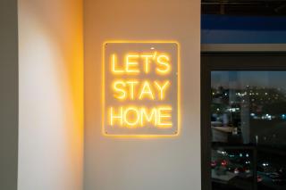 2BR City Centre Flat, Balcony And Views - Sleeps 8 - 5