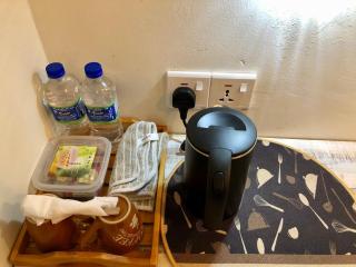 La pinchi " Pinchi's Bed " - 1