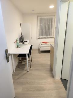 Deluxe Smart Apartment - 8