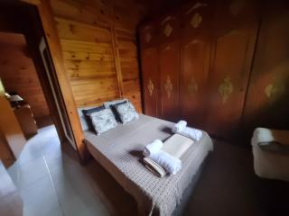 Sítio com Casa de Madeira com 2 quartos 100m2 px Centro de Salesópolis - 6