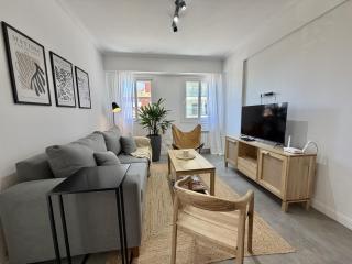 Depto Ana Maria - Depto en Zona Playa Chica a Pocas Cuadras del Mar Para 4 PAX - Hola Sur - 0