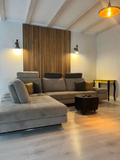 Garden Retreat Keyhouse - 9