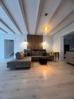 Garden Retreat Keyhouse - 2