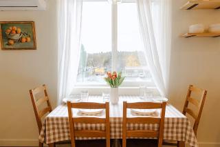 Cozy Downtown Havens - 6