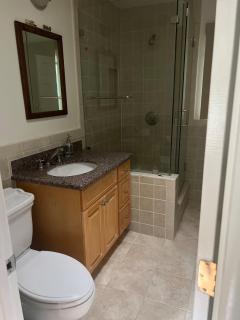 Cozy Home in Picturesque LA Near Major Attractions -  - 6