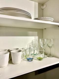 Estudio Moderno en Zona Urbana - 1