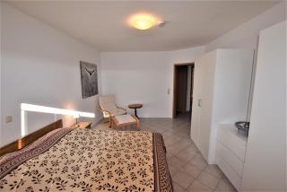 Bernstein-Chalet unten - 1