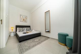 Central 2 bedroom flat - 0