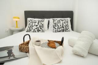 Central 2 bedroom flat - 5