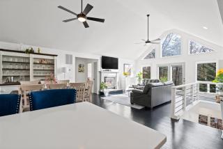 Hawk Mountain Song- Massanutten Home with hot tub! - 3