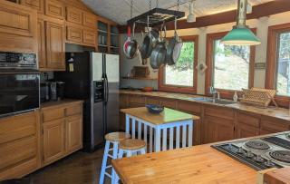 Private cabin with VIEWS FOR DAYS! - 5