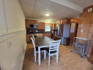 Mountain View Log Cabin - Cozy cabin in the Blue Ridge Mountains- New Property! - 4