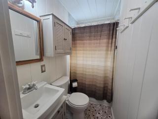 Mountain View Log Cabin - Cozy cabin in the Blue Ridge Mountains- New Property! - 1