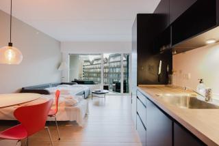 Scandi Retreat Steps from the Harbor - 2