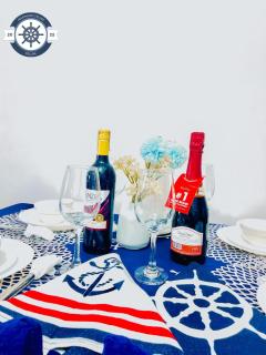 Cozy Condo with Balcony and Bay view plus PS4 at Taft Malate - 6