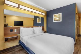 SureStay Plus Hotel by Best Western Keyser - 2