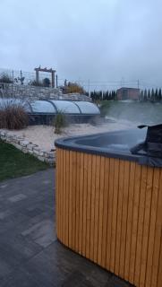 Domki Pod Łysicą- domki z basenem i jacuzzi - 9