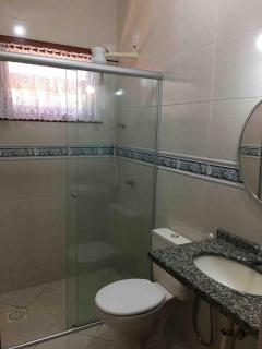 Casa confortável com 4 suítes e ar condicionado em Canasvieiras - 5