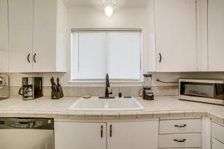 Home 1 Mi to UC Riverside Families Welcome! - 2