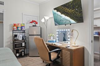 Entire Private Studio with King Bed, Bathroom, 1 Parking, Available Now - 3