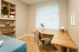 Families & Groups 4 Bedrooms 6 Guests - 2