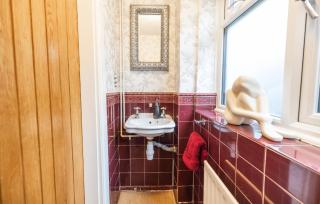 Hot Tub and Garden Spacious Unique 3 Bed House - 2