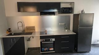 T3 moderne avec piscine proche de Family Plaza - 7