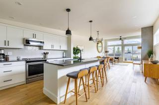 Rundleview - Impeccable Design and Private Hot Tub - 5