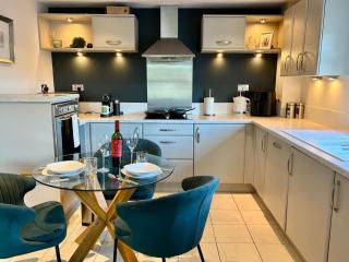 York City Centre Flat near Minster - River View and Free Parking - 0