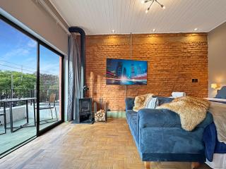 Suíte - Banheira - Bilhar - Varanda - Capivari - Campos do Jordão - 1