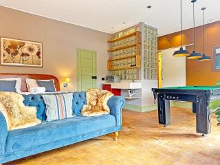 Suíte - Banheira - Bilhar - Varanda - Capivari - Campos do Jordão - 3