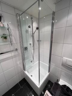 Modernes Apartment mit Traumhaftem Blick ins Grüne - 2