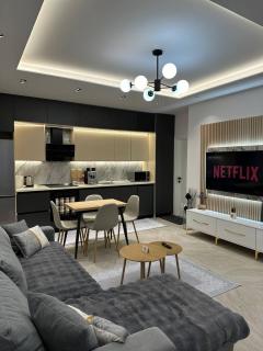 Fabi's Apartment Tirana - 0